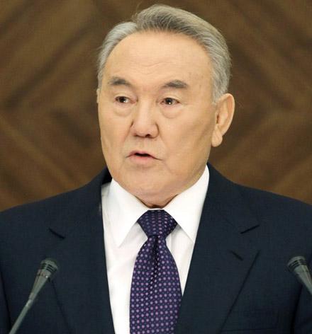 Назарбаев решил подтвердить свою легитимность