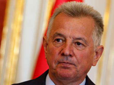 Президент Венгрии подал в отставку