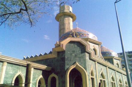 В Азербайджане не закрылась ни одна мечеть