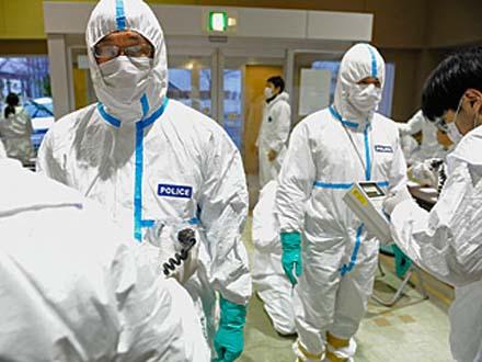 Радиация расползается вокруг "Фукусимы" по земле и по морю