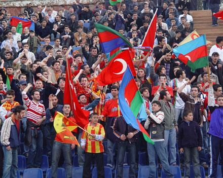 Азербайджанский флаг отдан в жертву
