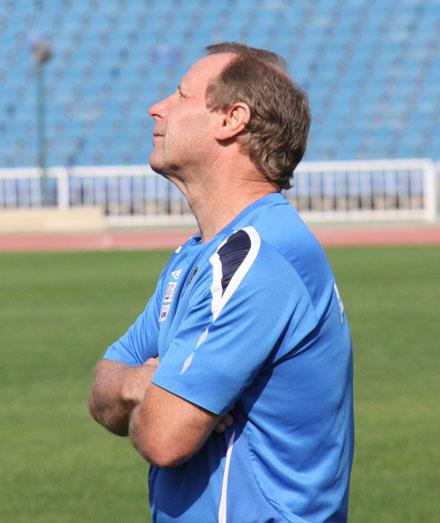Берти Фогтс: "Одну игру сборная сыграет в Лянкяране"
