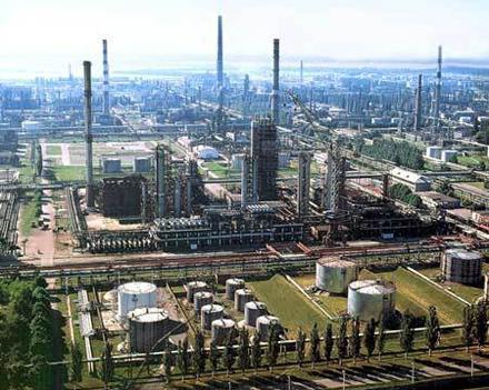 Азербайджанская нефть оказалась востребована в Украине