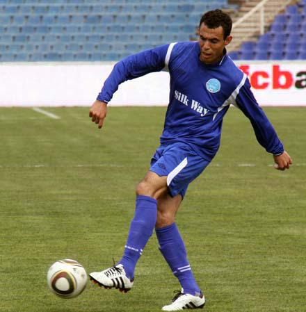 Зохаир Бенауи: "Основные надежды "АЗАЛ" связал с Кубком"
