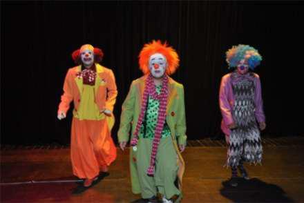 "Старый клоун" на сцене ТЮЗа