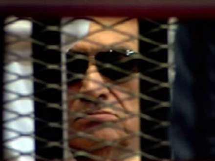 Хосни Мубарак получил пожизненный срок,