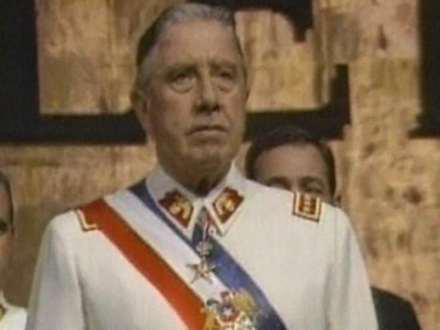 Кровавый режим Пиночета перестали считать диктатурой