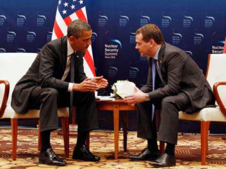 Медведев в последний раз как президент встретился с Обамой