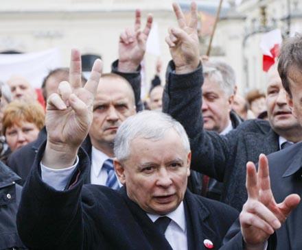 Качиньский не доверяет России