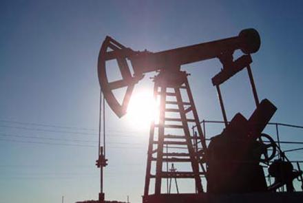 Азербайджан увеличивает добычу нефти